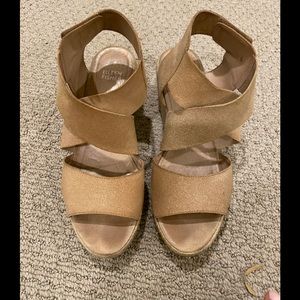 Perfect Summer Sandal - Eileen Fisher Metallic Wedge Sandal